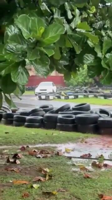 Drift mode no Kart em Asunción