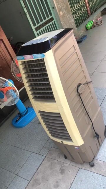 Quạt điều hòa Boss S101 Nâu đen. Mua bán Quạt tại Thị xã Bến Cát Bình Dương được đăng bởi Nguyễn Minh Vương hình 1