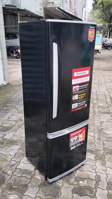 Bán tủ lạnh Panasonic 235 lít còn mới. Mua bán Tủ lạnh tại Quận Cẩm Lệ Đà Nẵng được đăng bởi Ánh hình 1