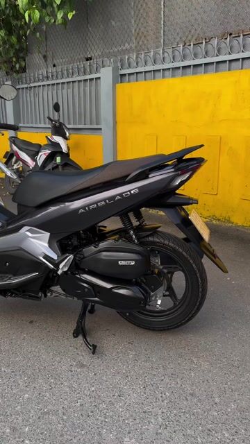 Honda Air Blade 150cc ABS Đen. Mua bán Xe máy tại Quận Ngũ Hành Sơn Đà Nẵng được đăng bởi Nguyễn Phước Vĩnh hình 1