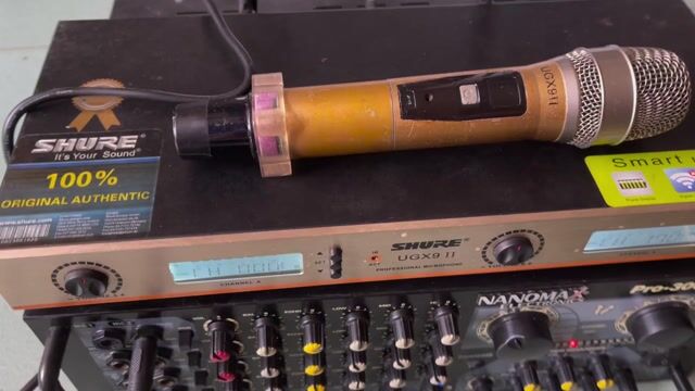 Micro không dây Shure Smart Microphone Đen. Mua bán Tivi, Âm thanh tại Quận Bình Thuỷ Cần Thơ được đăng bởi Đam mê  hình 1