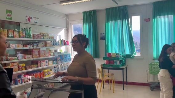 3 minutes avec les CAP Equipier Polyvalent du Commerce