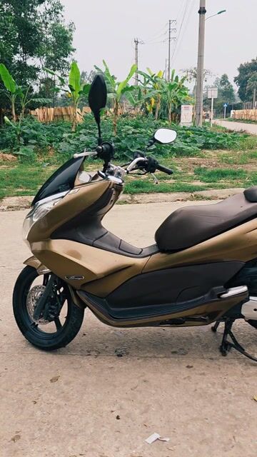 Honda PCX màu Vàng đồng. Mua bán Xe máy tại Huyện Yên Thế Bắc Giang được đăng bởi Hưng Nguyễn hình 1