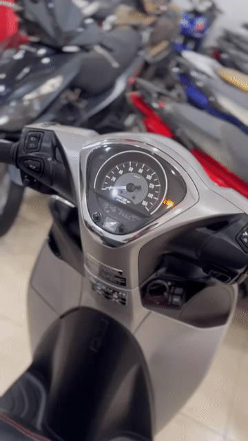 Honda SH Mode/2021/.Bản Đặc Biệt.BSTP.Giá tốt. Mua bán Xe máy tại Quận 6 Tp Hồ Chí Minh được đăng bởi Cửa Hàng Xe Máy Hoà Bùi hình 1