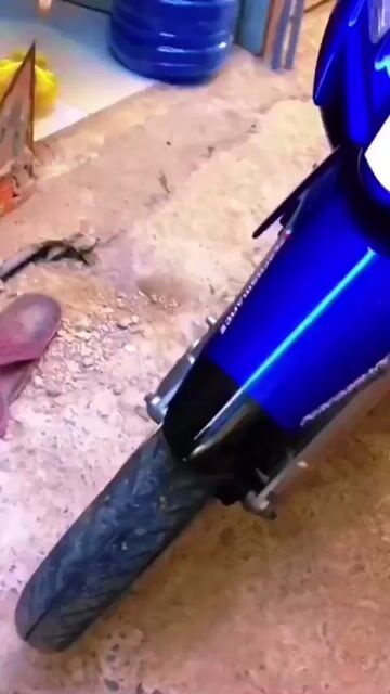 Suzuki Axelo 125 trắng xanh. Mua bán Xe máy tại Quận 6 Tp Hồ Chí Minh được đăng bởi thọ hình 1