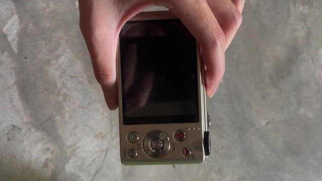 Máy ảnh Casio Exilim H30 Vàng đồng. Mua bán Máy ảnh, Máy quay tại Thành phố Nha Trang Khánh Hòa được đăng bởi Thuỳ Linh hình 1