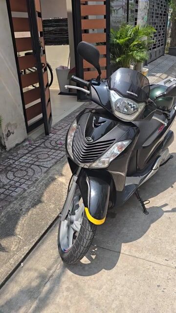 Honda SH Ý 150 sm 101, đk 2011. Mua bán Xe máy tại Huyện Nhà Bè Tp Hồ Chí Minh được đăng bởi Khoa hình 1
