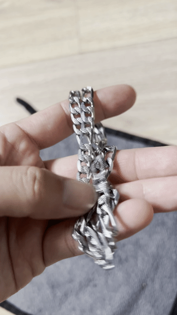 Dây chuyền Inox Bạc Còn mới. Mua bán Phụ kiện thời trang khác tại Quận Gò Vấp Tp Hồ Chí Minh được đăng bởi The Doctor hình 1