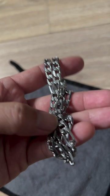 Dây chuyền Inox Bạc Còn mới. Mua bán Phụ kiện thời trang khác tại Quận Gò Vấp Tp Hồ Chí Minh được đăng bởi The Doctor hình 1