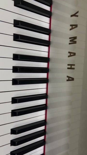 YAMAHA Grand G3E Trắng. Mua bán Nhạc cụ tại Quận 10 Tp Hồ Chí Minh được đăng bởi Đô Đô hình 1
