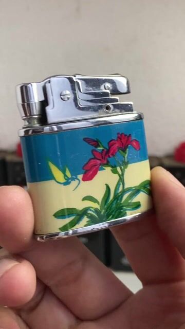 Bật lửa xăng đá cò mổ. Mua bán Đồ sưu tầm, đồ cổ tại Quận Hải Châu Đà Nẵng được đăng bởi Zippo Bốn Ba hình 1