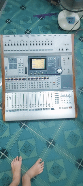 mixer số Tascam DM-3200. Mua bán Tivi, Âm thanh tại Thành phố Dĩ An Bình Dương được đăng bởi Nhật Hoàng  điện  máy  hình 1