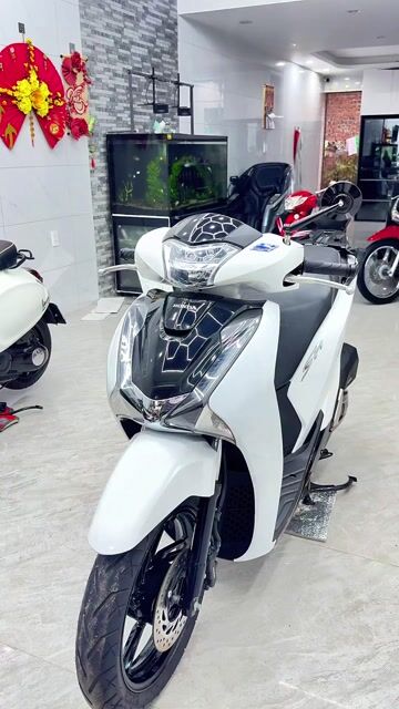 Honda SH 125i 2019 Trắng đen. Mua bán Xe máy tại Quận Thanh Khê Đà Nẵng được đăng bởi Thành Đại   hình 1
