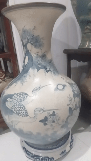 Bình hút lộc gốm sứ giả cổ. Mua bán Đồ sưu tầm, đồ cổ tại Quận Hai Bà Trưng Hà Nội được đăng bởi Võ Huỳnh Phú hình 1