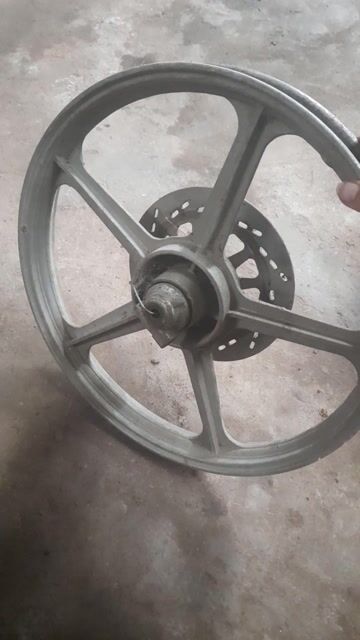 Vành xe máy kim loại 5 nan. Mua bán Phụ tùng xe tại Thị xã Duy Tiên Hà Nam được đăng bởi Ank Nhất hình 1