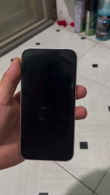 Bán gấp Iphone 13 thường vợ dùng. Mua bán Điện thoại tại Thành phố Dĩ An Bình Dương được đăng bởi Minh Vàng hình 1