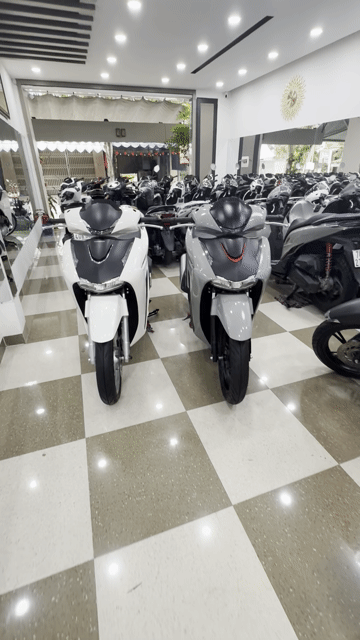 Honda SH 160 ABS Trắng 600 km 99% mới. Mua bán Xe máy tại Quận Thanh Khê Đà Nẵng được đăng bởi THẾ MẪN CHUYÊN XE LƯỚT CÓ BÁN TRẢ GÓP  hình 1