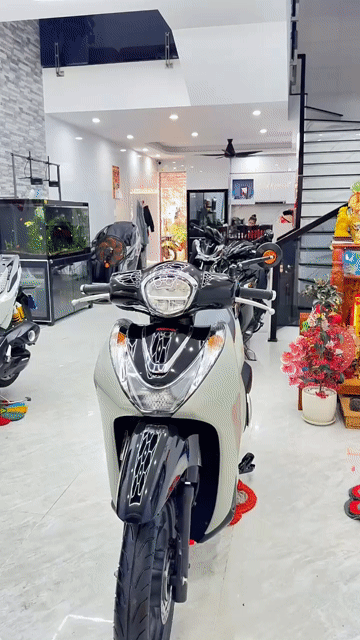 Honda SH Mode 2023 ABS Xám xi măng. Mua bán Xe máy tại Quận Thanh Khê Đà Nẵng được đăng bởi Thành Đại   hình 1