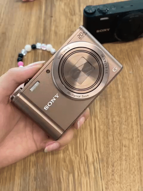 Sony wx300 màu nâu hiếm. Mua bán Máy ảnh, Máy quay tại Thành phố Thuận An Bình Dương được đăng bởi My Trà hình 1