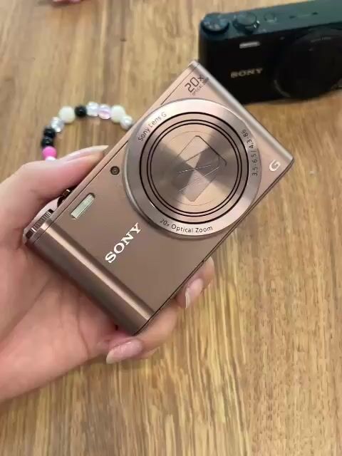 Sony wx300 màu nâu hiếm. Mua bán Máy ảnh, Máy quay tại Thành phố Thuận An Bình Dương được đăng bởi My Trà hình 1