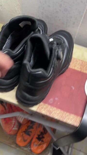 Giày bảo hộ DE BASE size42. Mua bán Giày dép tại Quận Bình Thuỷ Cần Thơ được đăng bởi Thầy Tiến 2hand hình 1