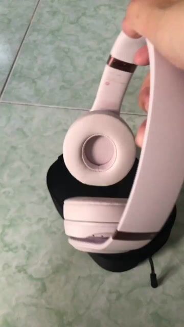 Tai nghe Beats Solo 4 Hồng Đã sử dụng. Mua bán Tivi, Âm thanh tại Quận Tân Phú Tp Hồ Chí Minh được đăng bởi Quỳnh hình 1