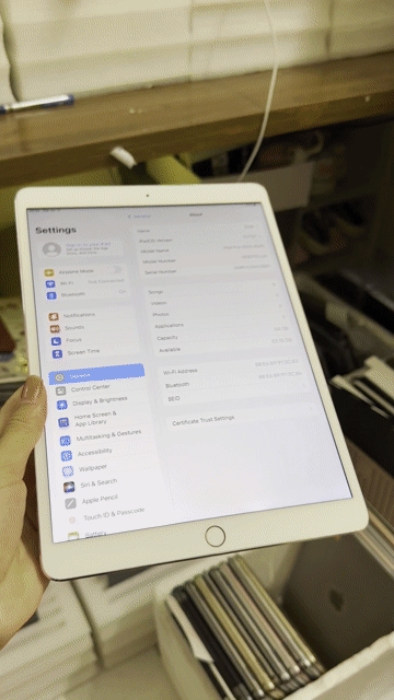 Apple iPad Pro 10.5 64GB Xám. Mua bán Máy tính bảng tại Quận Hoàng Mai Hà Nội được đăng bởi Ly Ly hình 1