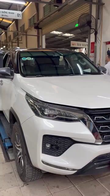 Fortuner Máy Dầu Tự Động 2022 - Giá Còn Giảm. Mua bán Ô tô tại Quận Gò Vấp Tp Hồ Chí Minh được đăng bởi Lộc Xe Cũ Toyota Đông Sài Gòn Nguyễn Văn Lượng hình 1