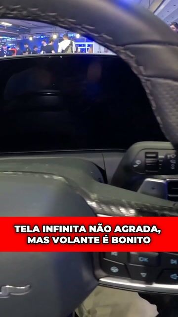 TELA INFINITA NÃO AGRADA, MAS VOLANTE É BONITO