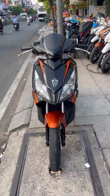 Honda Air Blade 2008 Full Thái Đen cam. Mua bán Xe máy tại Quận Tân Phú Tp Hồ Chí Minh được đăng bởi Tuanduy hình 1
