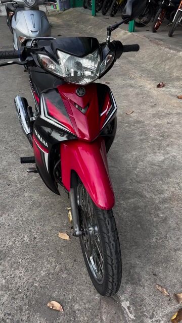 Yamaha Sirius RC Đỏ đen. Mua bán Xe máy tại Thị xã Bến Cát Bình Dương được đăng bởi xe máy trả góp tín nghĩa  hình 1