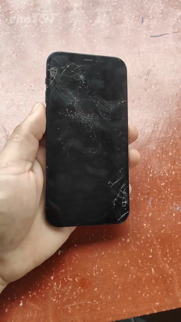 Xác iPhone 12 128GB Đen Bể màn hình. Mua bán Điện thoại tại Quận Ô Môn Cần Thơ được đăng bởi Nhật hình 1