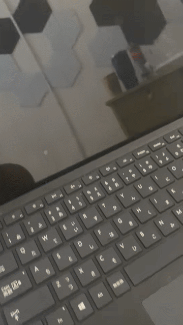 Microsoft Surface Pr***00.000. Mua bán Laptop tại Quận 1 Tp Hồ Chí Minh được đăng bởi Đặng Duy Tân hình 1