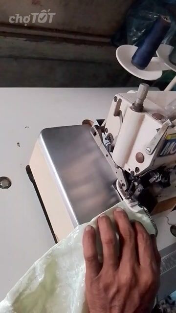 Máy vắt sổ JUKI MO 4 chỉ Trắng. Mua bán Đồ chuyên dụng, Giống nuôi trồng tại Huyện Cái Bè Tiền Giang được đăng bởi Thanh long hình 1