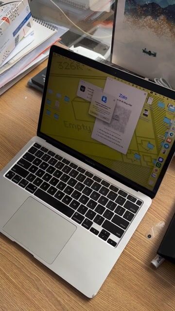 Apple Macbook Air M1 8GB/256GB Bạc. Mua bán Laptop tại Quận 7 Tp Hồ Chí Minh được đăng bởi An hình 1