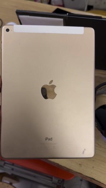 Apple iPad Air 2 LTE 16GB Vàng. Mua bán Máy tính bảng tại Quận Đống Đa Hà Nội được đăng bởi tshop tây sơn hình 1