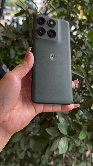 Motorola Razr Edge 2025 256GB. Bảo hành 06 tháng. Mua bán Điện thoại tại Quận Bình Tân Tp Hồ Chí Minh được đăng bởi Hoàng Anh hình 1