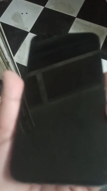 Xác  iPhone 14 xanh Khóa màn. Mua bán Điện thoại tại Quận Hoàn Kiếm Hà Nội được đăng bởi Nguyệt Kim hình 1