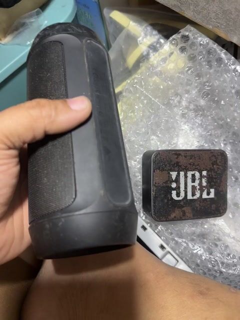Loa Bluetooth JBL Đen Đã sử dụng. Mua bán Tivi, Âm thanh tại Quận Phú Nhuận Tp Hồ Chí Minh được đăng bởi Tấn hình 1