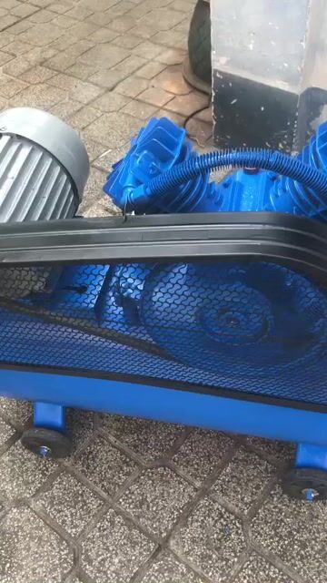 MÁY NÉN KHÍ PUMA 5.5HP. Mua bán Đồ chuyên dụng, Giống nuôi trồng tại Quận Tân Phú Tp Hồ Chí Minh được đăng bởi Vi Lê Thị hình 1