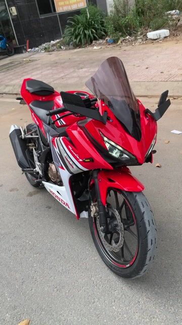 HondaCBR150R 2019 Chính Chủ Xe Đẹp Giá Tốt Máy Zin. Mua bán Xe máy tại Thành phố Thủ Đức Tp Hồ Chí Minh được đăng bởi iMotorbike Khương Phan hình 1