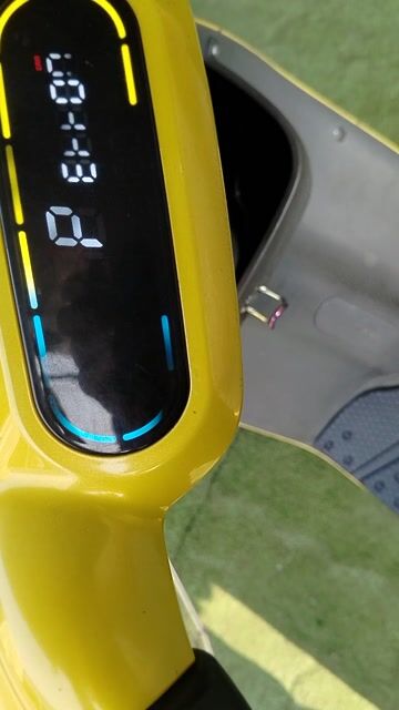 Xe đạp điện màu Vàng. Mua bán Xe đạp tại Huyện Bình Chánh Tp Hồ Chí Minh được đăng bởi Nguyễn Thạnh hình 1