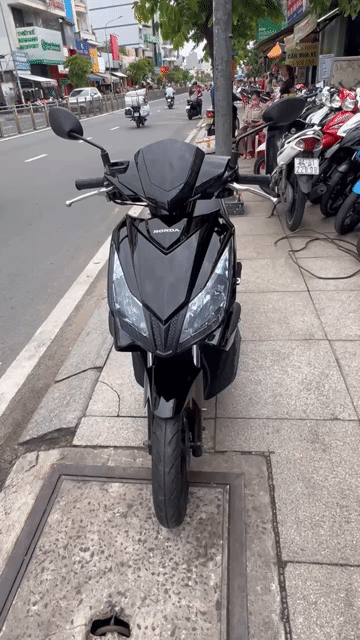 Honda Air Blade Thái 2008 Đen đỏ Mới 90%. Mua bán Xe máy tại Quận Tân Phú Tp Hồ Chí Minh được đăng bởi Tuanduy hình 1