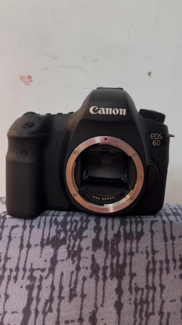 Máy ảnh Canon 6D. Mua bán Máy ảnh, Máy quay tại Quận 3 Tp Hồ Chí Minh được đăng bởi Lê Thị Nhung hình 1