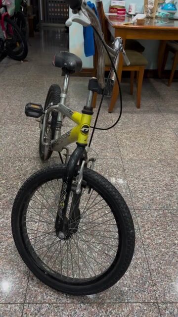 bán xe đạp học sinh còn tốt. Mua bán Xe đạp tại Quận 7 Tp Hồ Chí Minh được đăng bởi nguyen duc bao hình 1