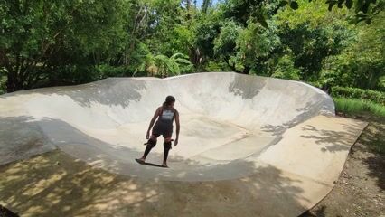 Casa 1 Hab. c/Aire + Piscina + Skate Bowl + Parqueo Cubierto
