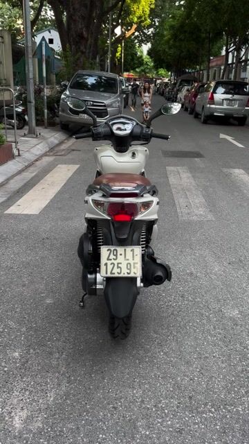 Shark 125cc đại chất sơn máy zin 100% hàng cọp2012. Mua bán Xe máy tại Quận Cầu Giấy Hà Nội được đăng bởi nguyễn bích thuỷ hình 1