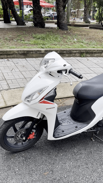 Vision 2020 khoá Smaxky Chính chủ (xe đẹp 95/100). Mua bán Xe máy tại Quận 12 Tp Hồ Chí Minh được đăng bởi Cầm đồ Phát  hình 1