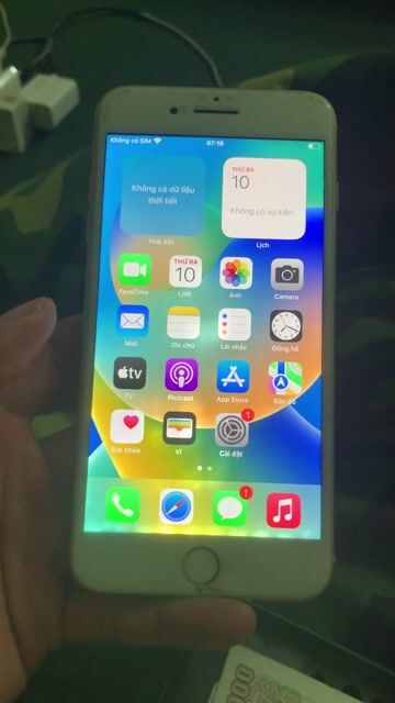 Apple iPhone 8 Plus 64GB Vàng. Mua bán Điện thoại tại Huyện Bình Xuyên Vĩnh Phúc được đăng bởi Xmens hình 1