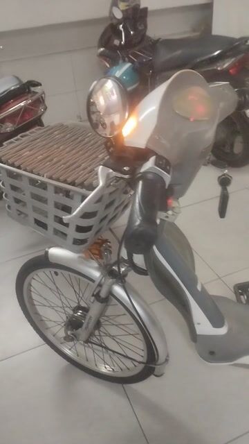 Xe đạp điện Asama Trắng Như mới. Mua bán Xe đạp tại Quận Tân Bình Tp Hồ Chí Minh được đăng bởi Duc Huy Vu hình 1